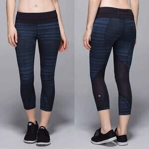 Lululemon Womens Navy Black Run Inspire Top Speed Crop Leggings Size 4